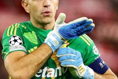 30岁足球球员：挑战与机遇，C罗梅西如何突破魔咒